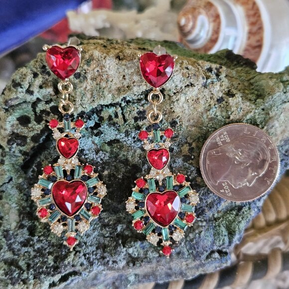 🎀💚❤️Red & Green HEART❤️💚 🎀 Push-Back Post Dangle Earrings - NWOT - Picture 9 of 9